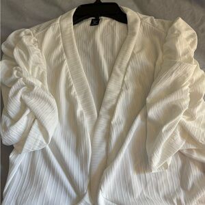 White short sleeve summer shell.